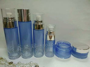 廣州樂鑫玻璃制品廠 專業(yè)玻璃瓶容器批發(fā)與生產，提升化妝品包裝品質